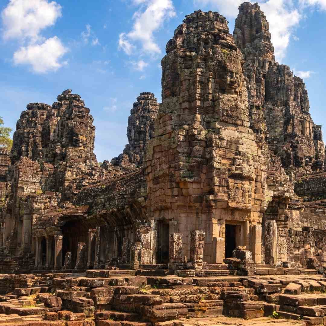 Discover Trekking Tour from Angkor Complex to Sihanoukville 8 Days